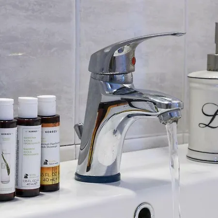 Mirabeli & Lägenhet *