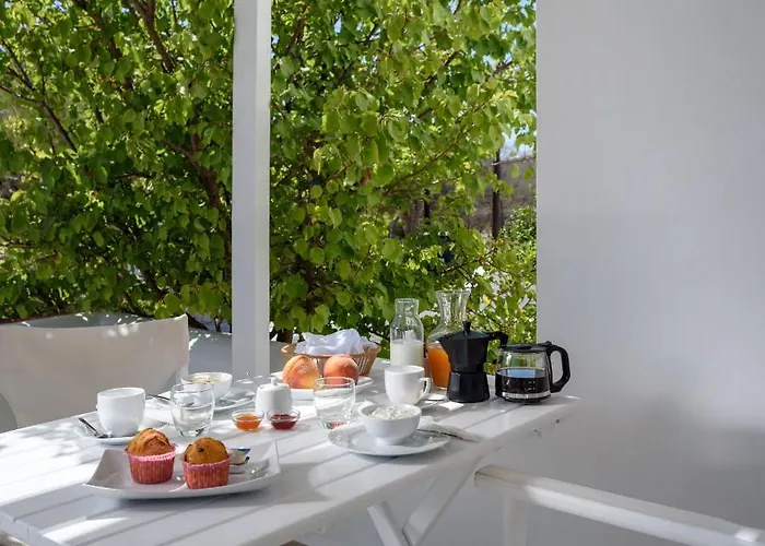 Apartment Mirabeli & Pollonia