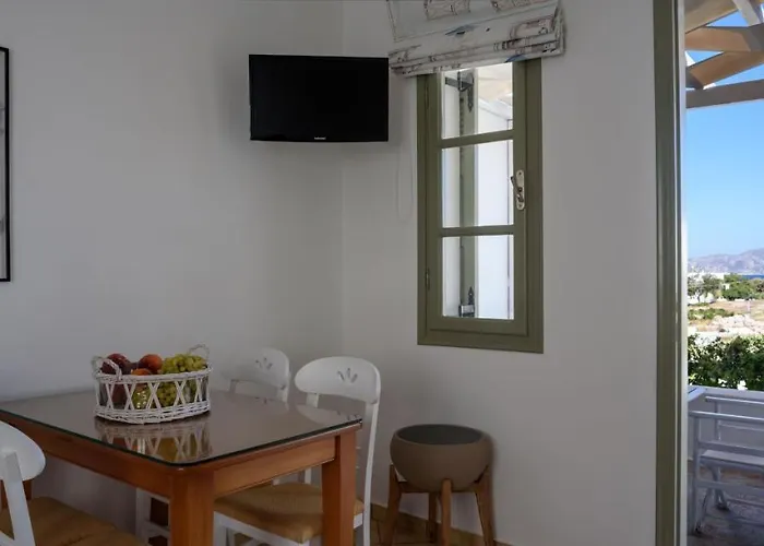 Mirabeli & Apartment