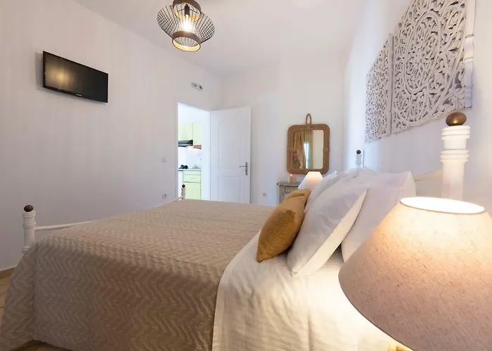 Apartment Mirabeli & Pollonia