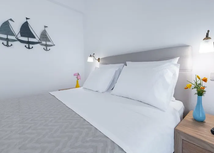 Mirabeli & Apartment Pollonia