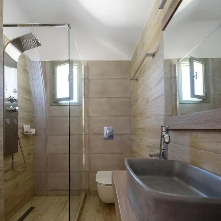 Appartement Mirabeli & *