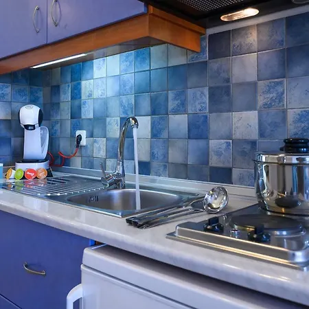 Apartamento Mirabeli & *