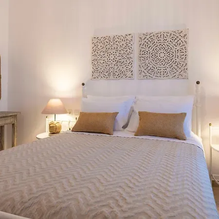 Apartamento Mirabeli & *